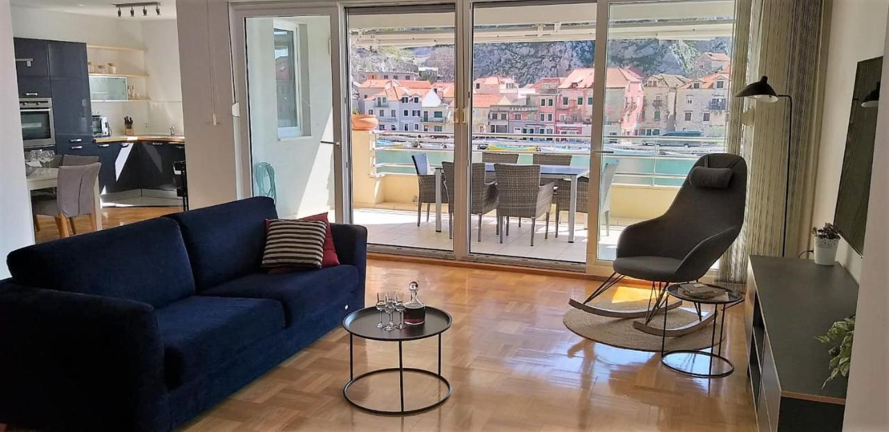 Mitra Zonata Pink Apartment Omis Exterior photo