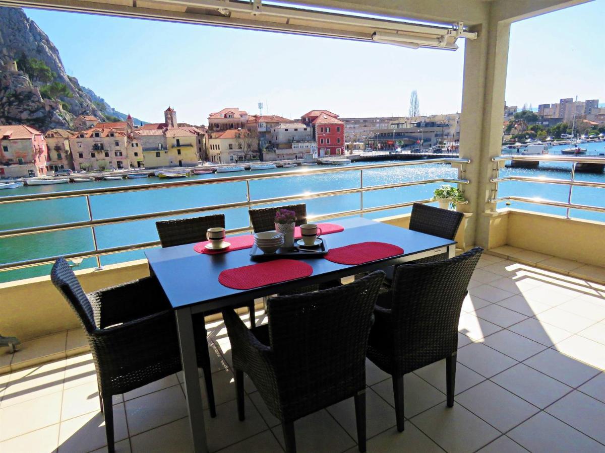 Mitra Zonata Pink Apartment Omis Exterior photo