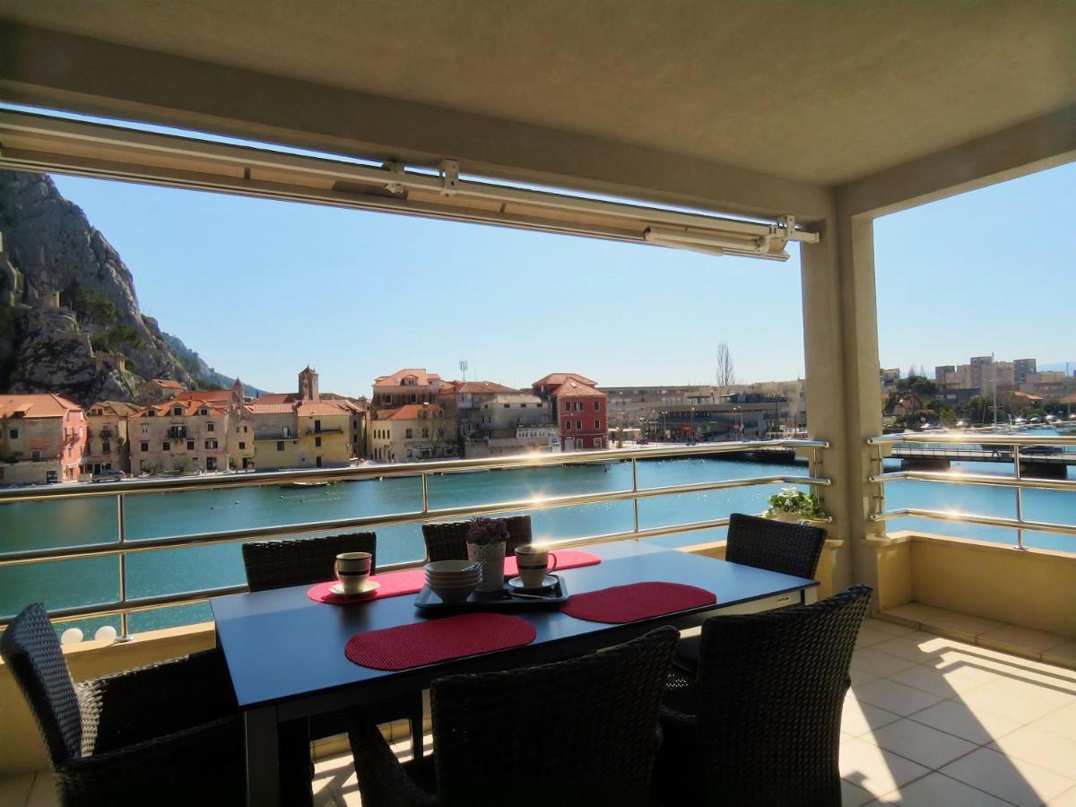 Mitra Zonata Pink Apartment Omis Exterior photo